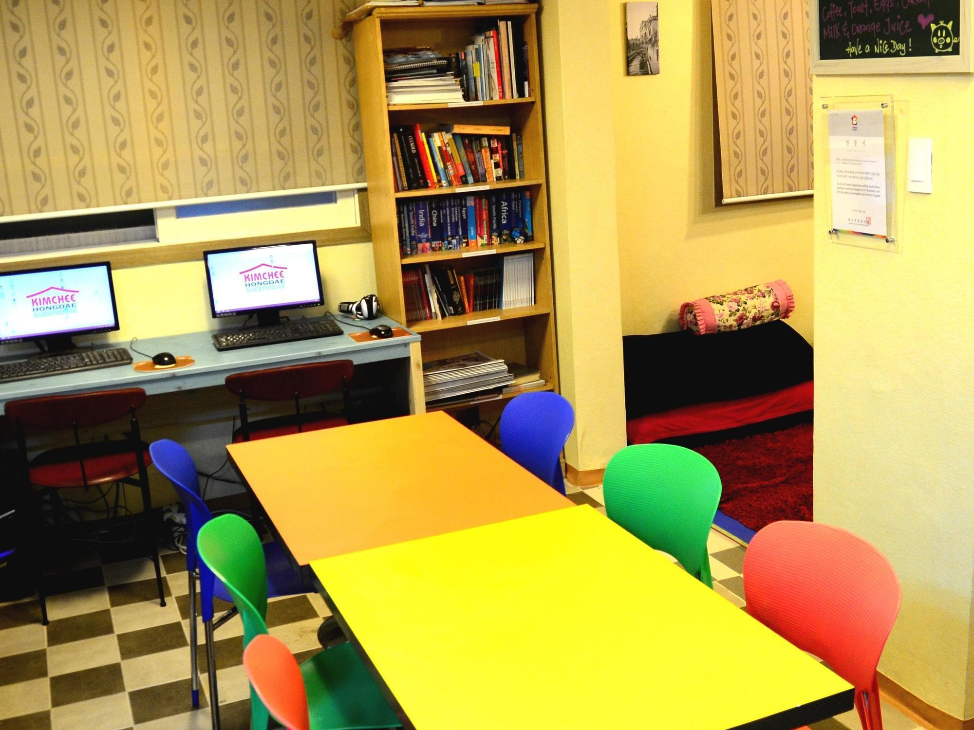 Kimchee Hongdae Guest house Seoul