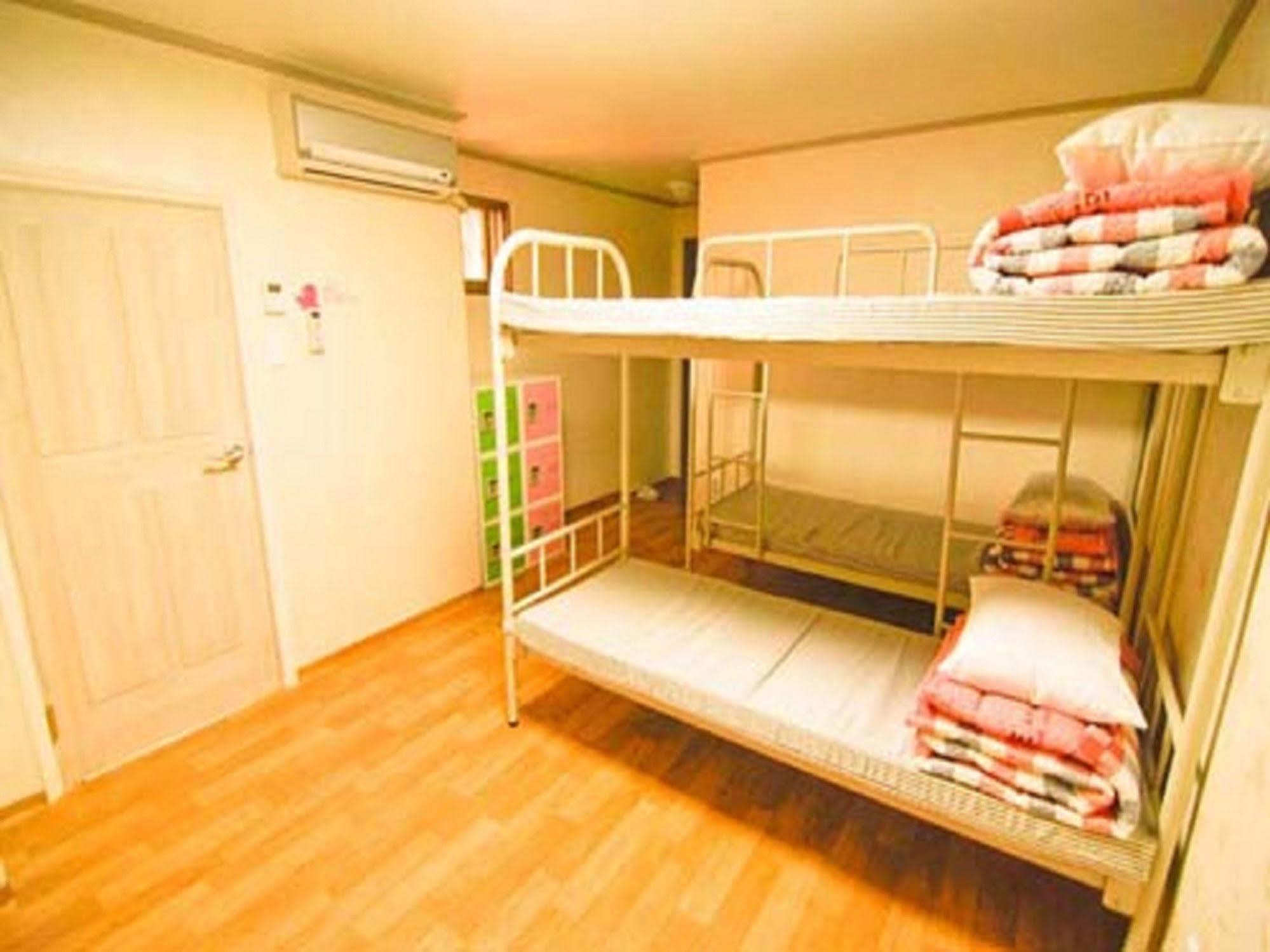 Guest house Kimchee Hongdae Seoul